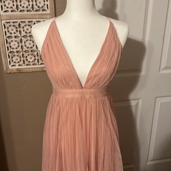 Pink v neck dress - Picture 2 of 4